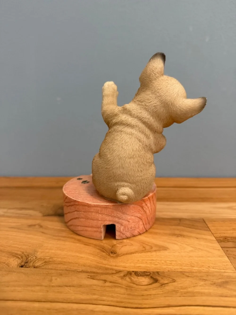 Adorable French Bulldog Phone Stand Holder - Unique Figurine from Korea
